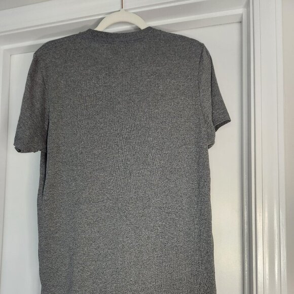 Marvel Superheroes Graphic T - Size M - Picture 3 of 3